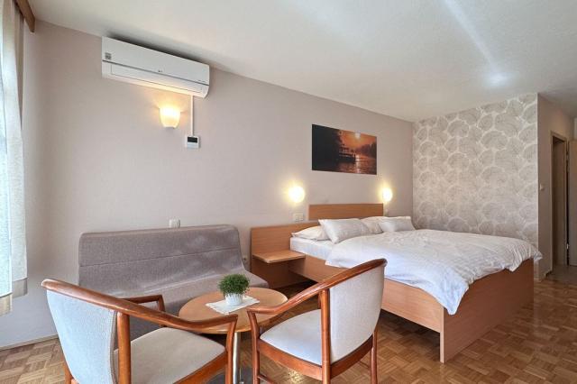 The Zeleni Gaj Hotel Village, Terme Banovci, Slovinsko, CK 
