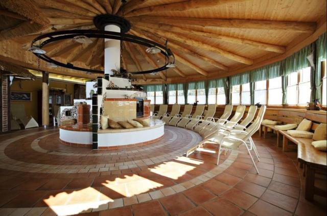 Zeleni Gaj, Banovci, Terme