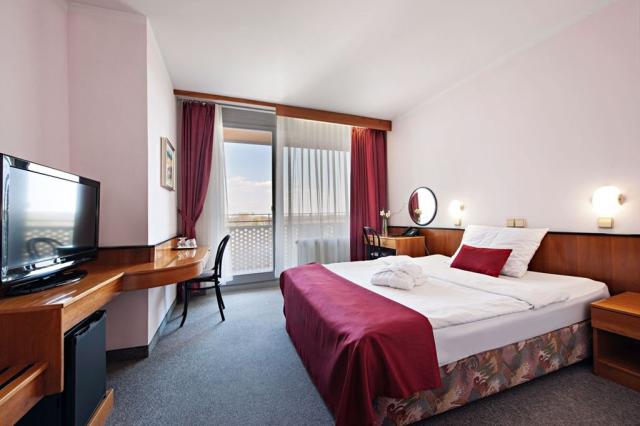 2lůžkový pokoj Economy, Hotel Radin, Terme Radenci, Slovinsko, 