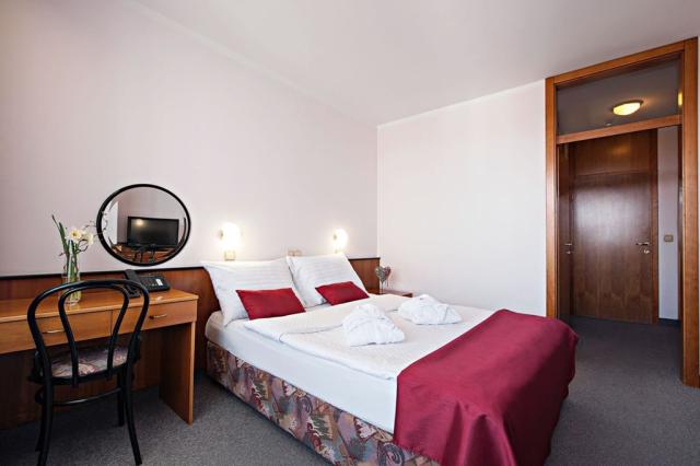 2lůžkový pokoj Economy, Hotel Radin, Terme Radenci, Slovinsko, 