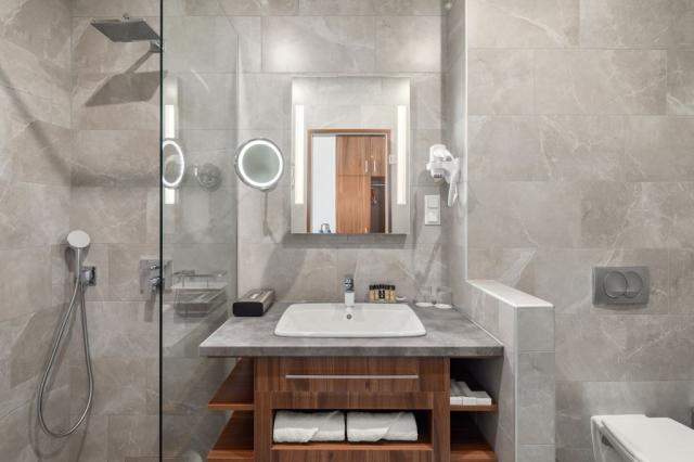Propojený rodinný pokoj, Hotel Sirius, CK 