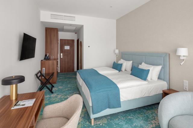 2lůžkový pokoj s výhledem do parku, Hotel Sirius, CK 