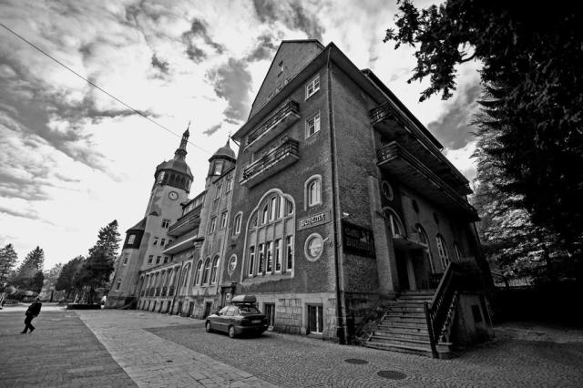 lázeňský dům Dom Zdrojowy, lázně Uzdrowisko Świeradów,  cestovn