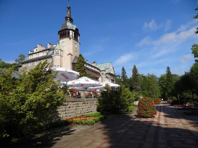 lázeňský dům Dom Zdrojowy, lázně Uzdrowisko Świeradów,  cestovn