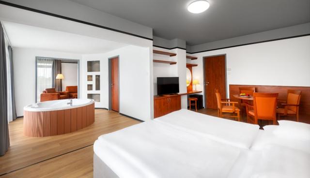 VIP Apartmán se soukromou vířivkou, Hunguest Hotel Buk West Win