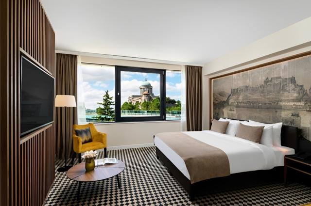 2lůžkový pokoj Superior Plus s výhledem na baziliku (28-30m2) 2