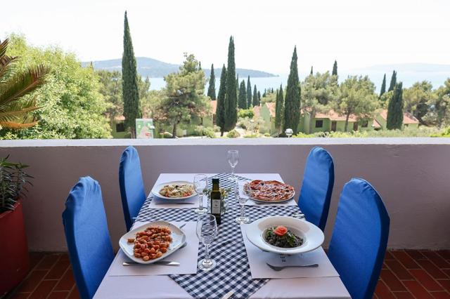 Apartmány Medena, Seget Donji, Trogir, Dalmácie, Chorvatsko, CK