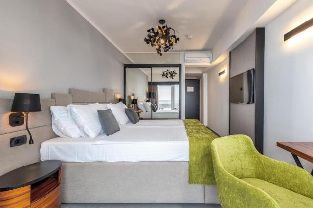 2lůžkový pokoj Standard v hlavní budově, Hotel Omorika ****, CK