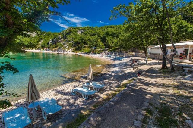Holiday Resort Kačjak, Poloostrov Kačjak, Kvarner, Chorvatsko, 