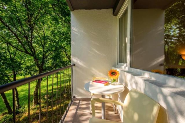 3lůžkový pokoj Standard stranou k moři, Holiday Resort Kačjak, 
