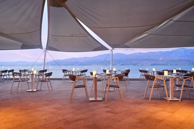 Grand Hotel View, Postira, Osrov Brač, Dalmácie, Chorvatsko, CK