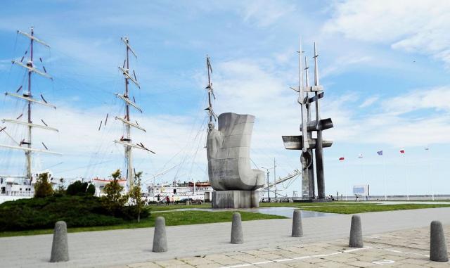 Gdynia, Dovolená s CK 