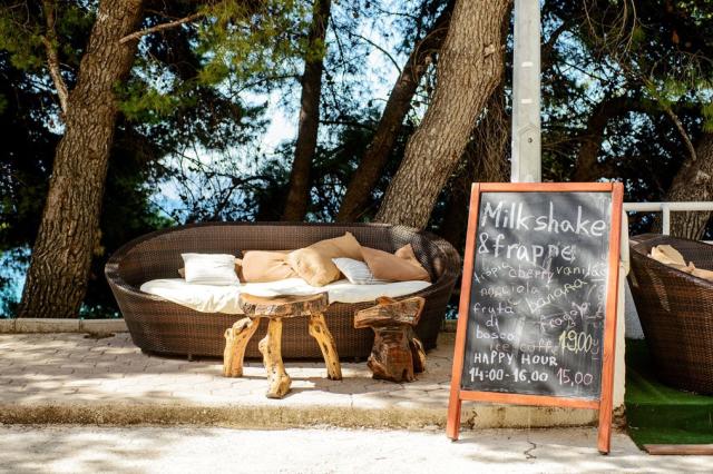 Hotel Labineca, Gradac, Makarská, Chorvatsko, CK 