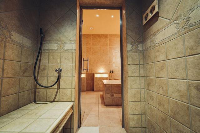 Wellness & Spa Hotel Bolfenk, Mariborsko Pohorje, Slovinsko, CK