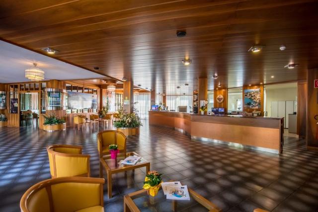 Hotel Royal Village, Lago di Garda, Itálie, CK 