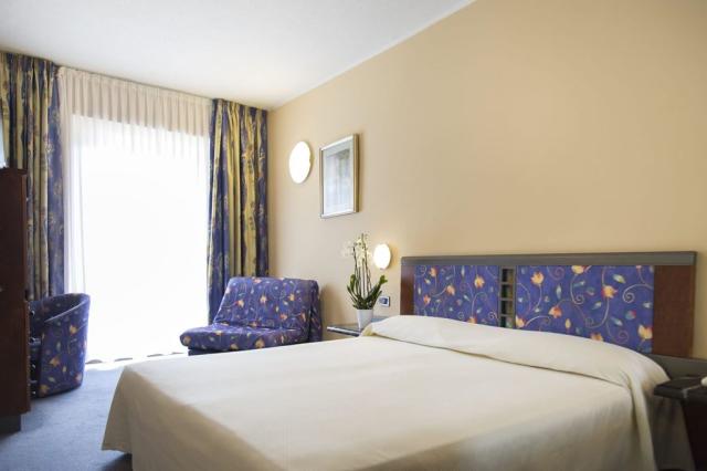 2lůžkový pokoj Standard, Hotel Royal Village, Gardské jezero, I