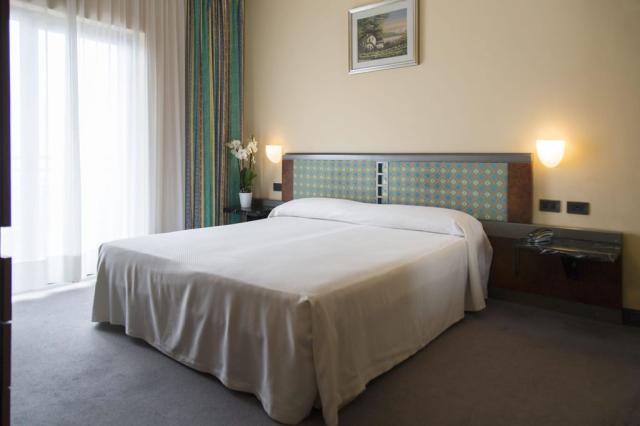 2lůžkový pokoj Standard, Hotel Royal Village, Gardské jezero, I