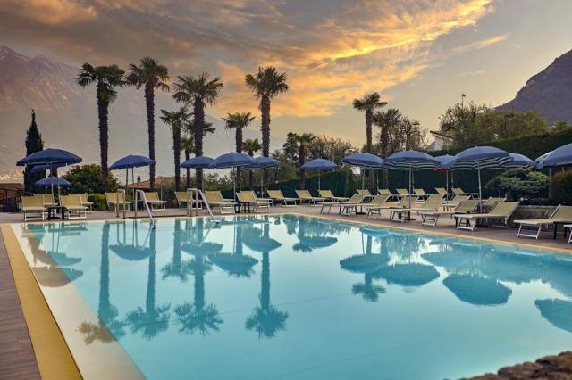 Hotel Royal Village, Lago di Garda, Itálie, CK 