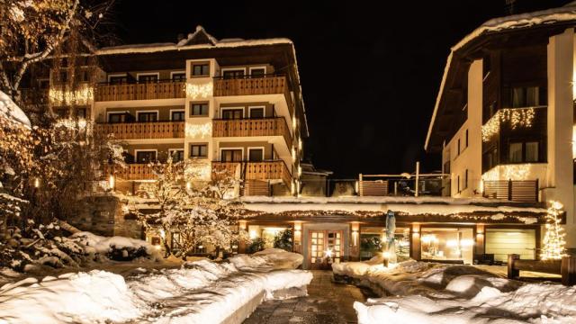 Hotel Rezia, Bormio, Alta Valtellina, Itálie, CK 