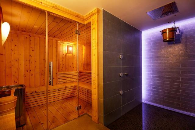 Hotel Rezia, Bormio, Alta Valtellina, Itálie, CK 