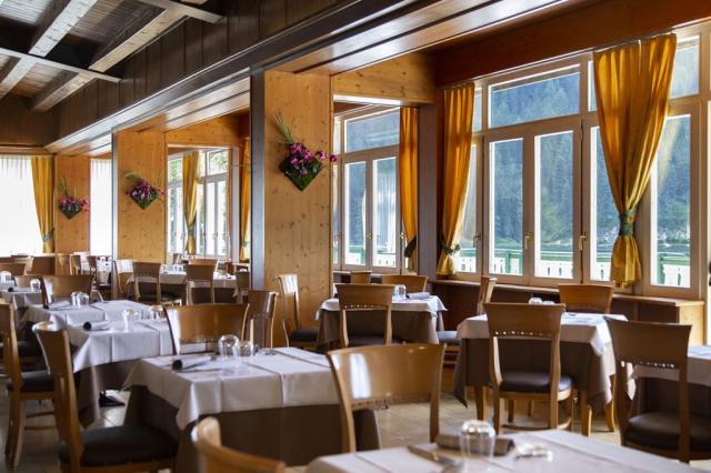 Grand Hotel Misurina, Cortina d Ampezzo, Itálie, CK 