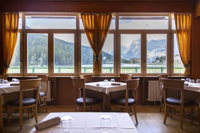 Grand Hotel Misurina, Cortina d Ampezzo, Itálie, CK 