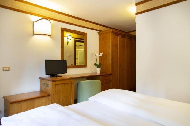2lůžkový pokoj Standard, Grand Hotel Misurina, Itálie, CK 