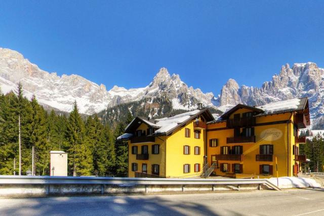 GH Hotel Fratazza, San Martino di Castrozza, Dolomity, Itálie, 