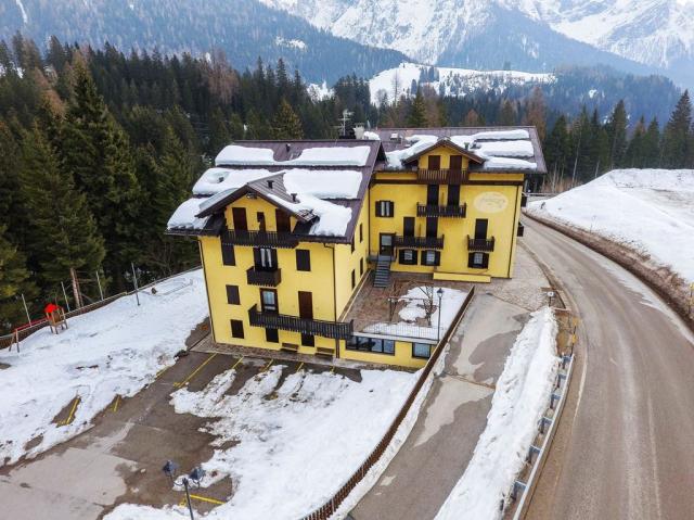 GH Hotel Fratazza, San Martino di Castrozza, Dolomity, Itálie, 