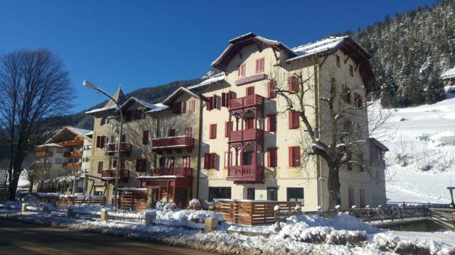 GH Hotel Piaz, Pozza di Fassa, Val di Fassa, Itálie, CK 