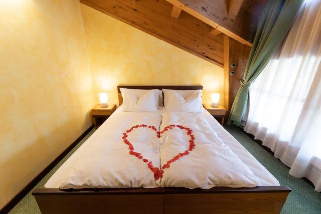 2lůžkový pokoj, Hotel Enzo Moro, Ravascletto, Itálie, CK 