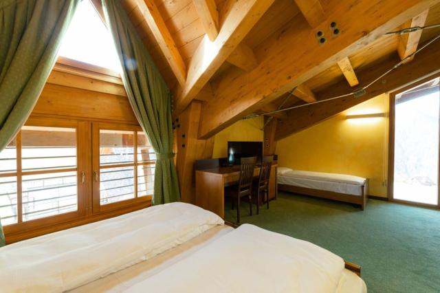 3lůžkový pokoj, Hotel Enzo Moro, Ravascletto, Itálie, CK 