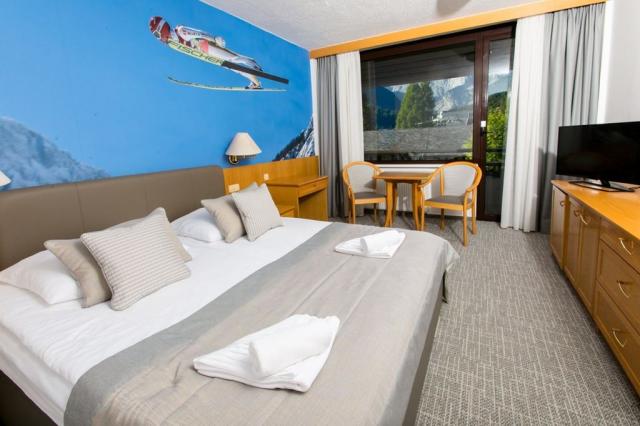 2lůžkový pokoj STANDARD, Hotel Kompas, Kransjka Gora, CK 