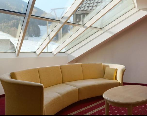 Ramada Hotel & Suites, Kranjska Gora, Slovinsko, Dovolená s CK 