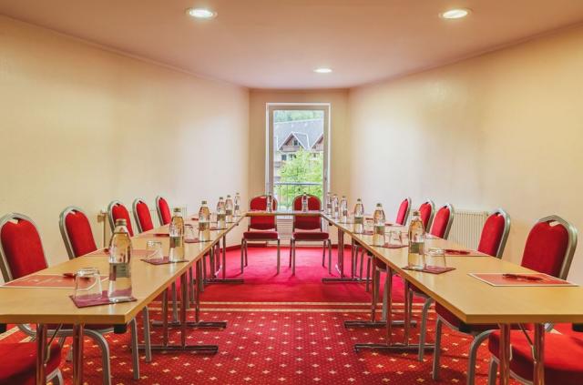Ramada Hotel & Suites, Kranjska Gora, Slovinsko, Dovolená s CK 