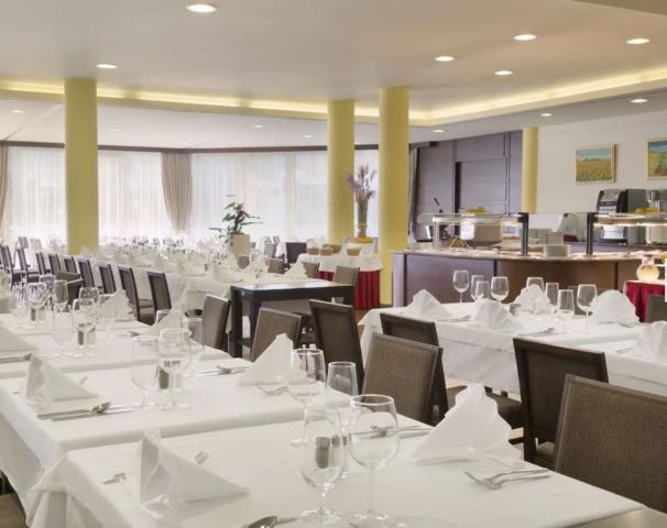 Ramada Hotel & Suites, Kranjska Gora, Slovinsko, Dovolená s CK 