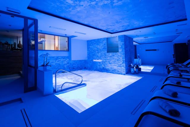 Hotel Collini, Pinzolo, Val di Sole, Dolomity, Itálie, CK 