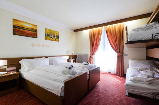 2lůžkový pokoj Standard s přistýlkou, Hotel Collini, Pinzolo, C