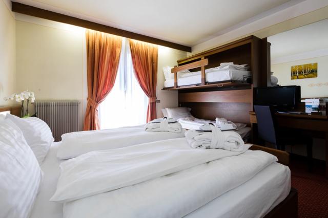 2lůžkový pokoj Standard s přistýlkou, Hotel Collini, Pinzolo, C