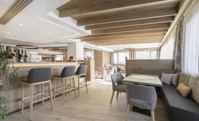 Hotel Cristina, Pinzolo, Val di Sole Adamello Brenta, Itálie, C