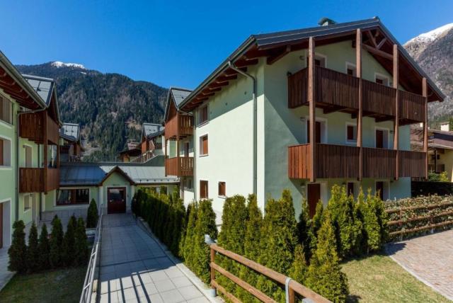 Residence Rosa delle Dolomiti, Pinzolo, Val di Sole Adamello Br