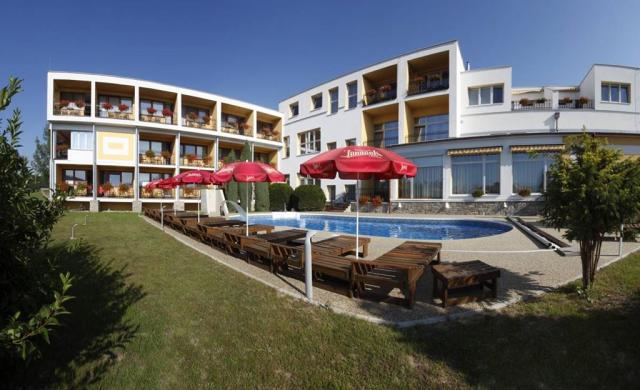 hotel Nivamare, lázně Luhačovice, Česká republika, Dovolená s C