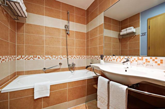 Grand Hotel Primus, Terme Ptuj, Ptuj, Slovinsko, Dovolená s CK 