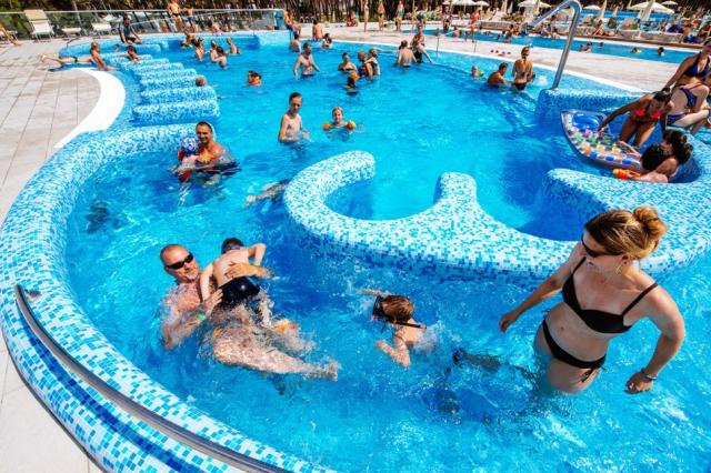 Camping Zaton Holiday Resort, Zadar, Dalmácie, Chorvatsko, Dovo
