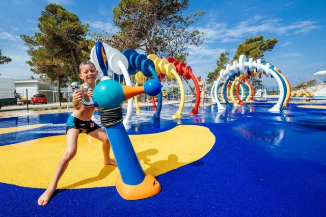 Camping Zaton Holiday Resort, Zadar, Dalmácie, Chorvatsko, Dovo