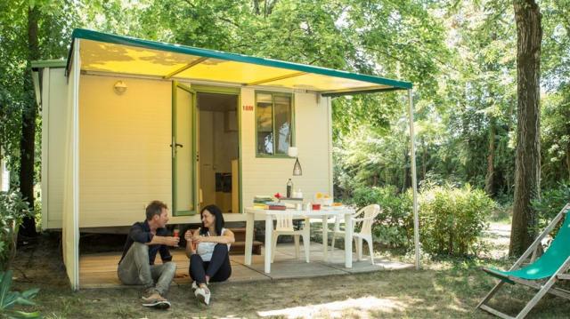 Mobilní dům M Standard, Camping Sabbiadoro, Lignano, Itálie, Do