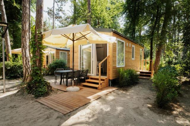 Mobilní dům WOOD, Camping Sabbiadoro, Lignano, Itálie, Dovolená