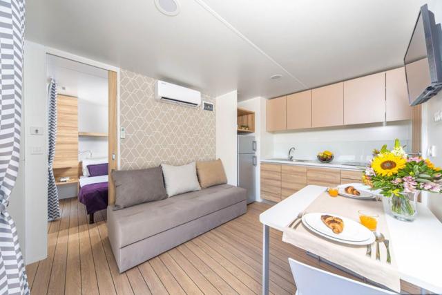 2ložnicový mobilní dům Premium Relax s vířivkou, Salumbra mobil