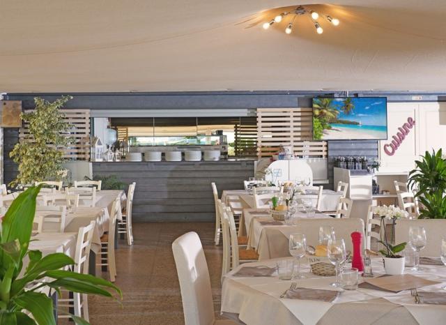 Butterfly camping village, Peschiera del Garda, Gardské jezero,
