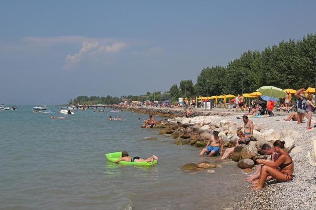 Butterfly camping village, Peschiera del Garda, Gardské jezero,